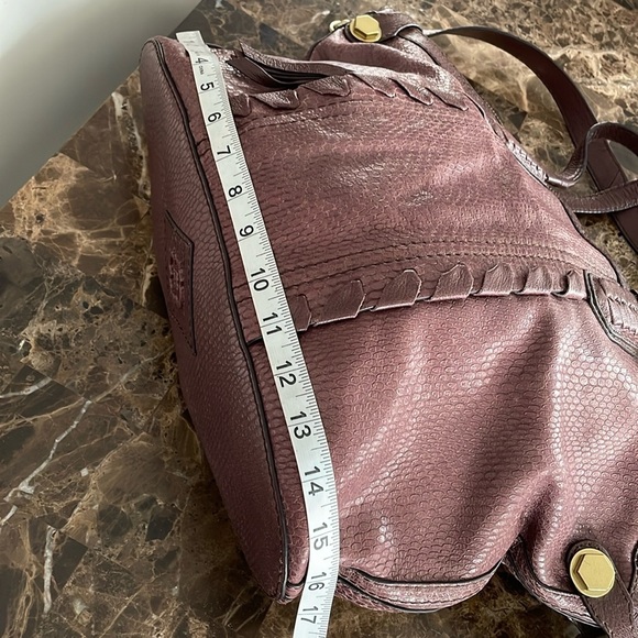 ORYANY - Picture 12 of 17